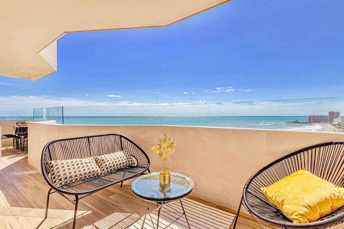 797 Holiday Rentals - Benalbeach- Moderno Piso Para 5 Con Vistas Al Mar Benalmadena Ngoại thất bức ảnh
