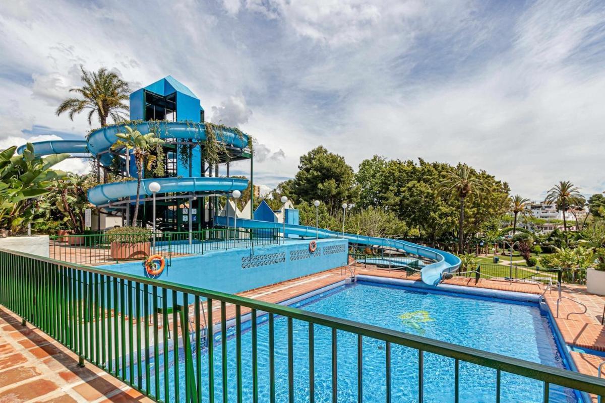 797 Holiday Rentals - Benalbeach- Moderno Piso Para 5 Con Vistas Al Mar Benalmadena Ngoại thất bức ảnh