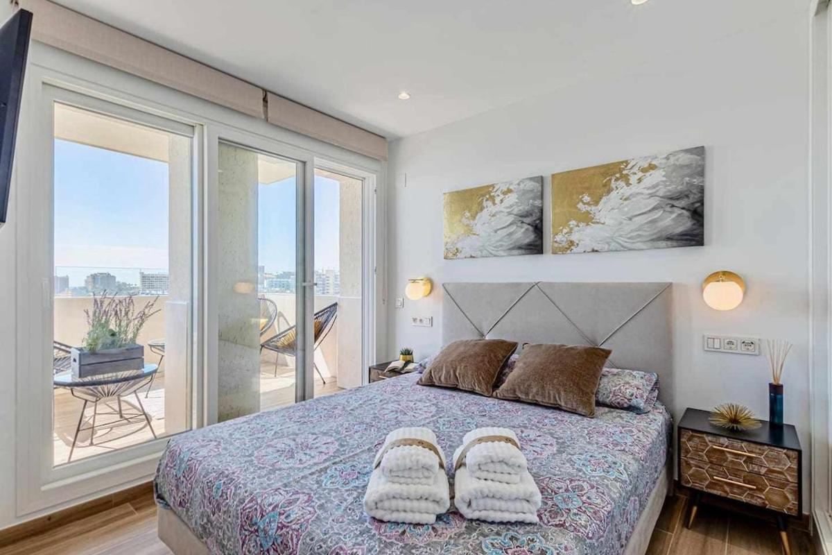 797 Holiday Rentals - Benalbeach- Moderno Piso Para 5 Con Vistas Al Mar Benalmadena Ngoại thất bức ảnh